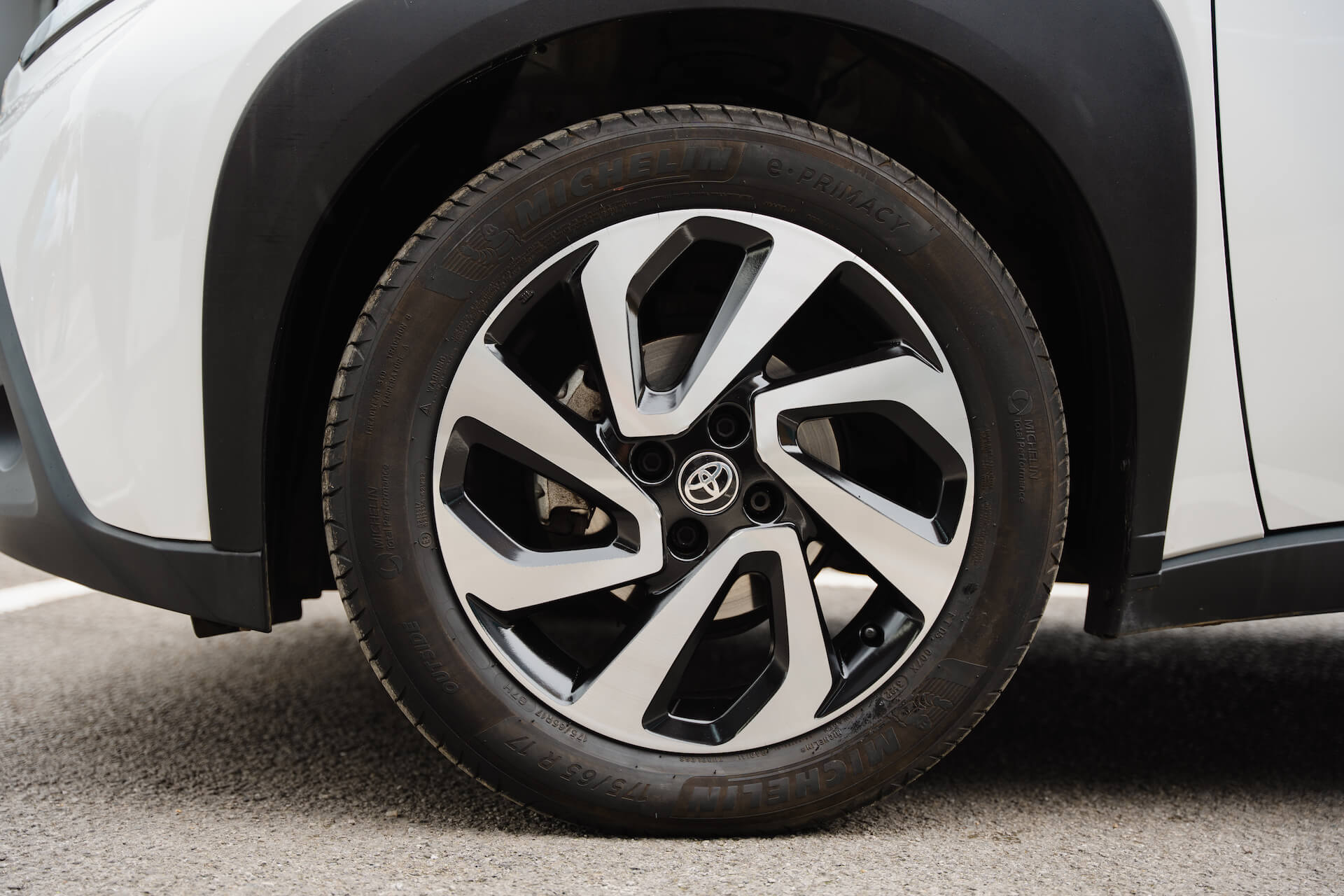 Diamond cut alloy wheel close up photo